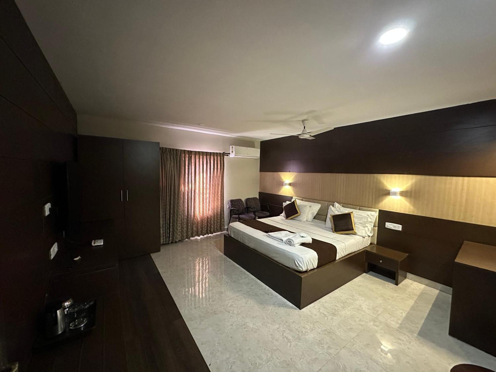 קוימבטור Hotel Aiba Regency מראה חיצוני תמונה