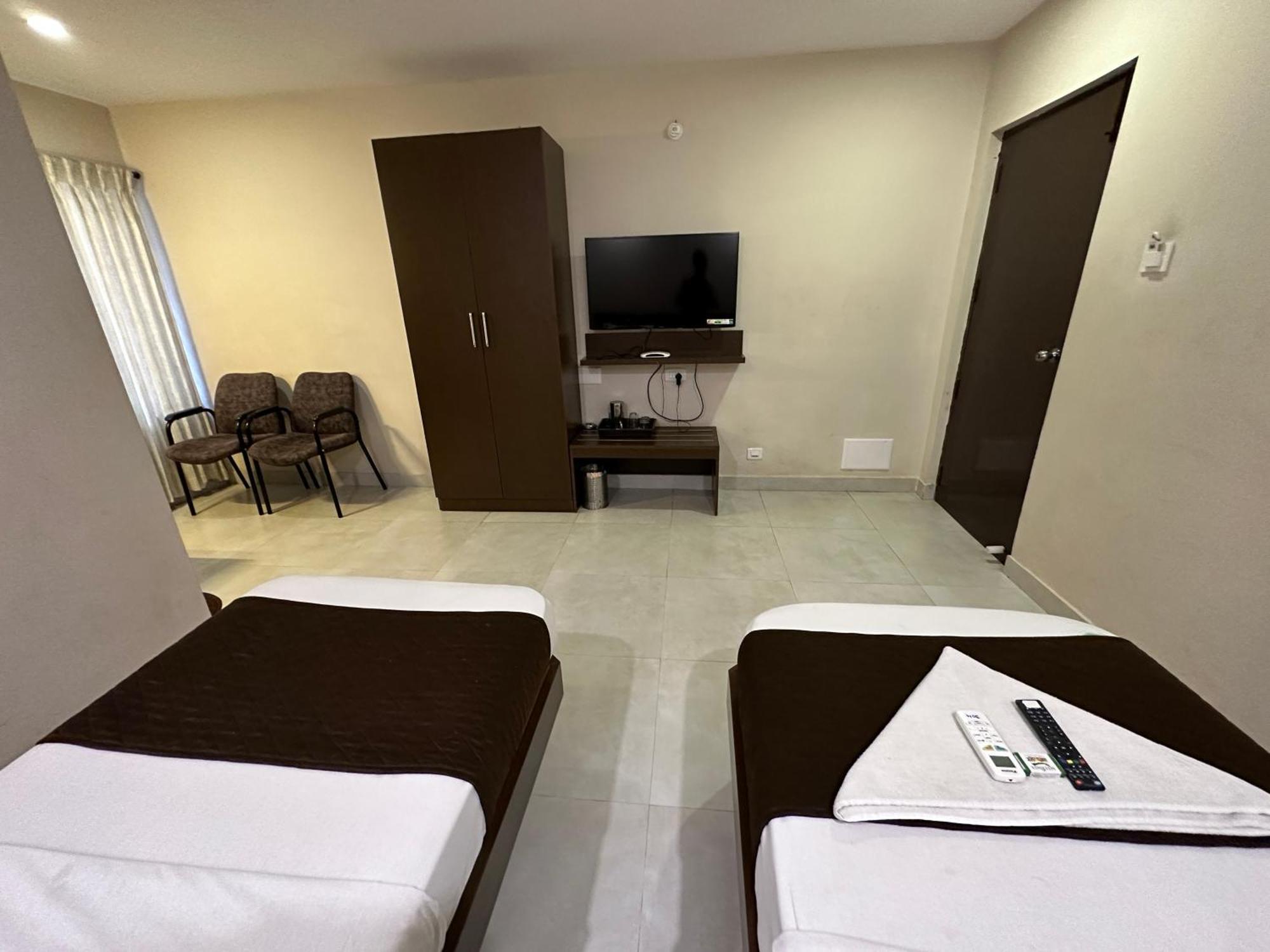 קוימבטור Hotel Aiba Regency מראה חיצוני תמונה